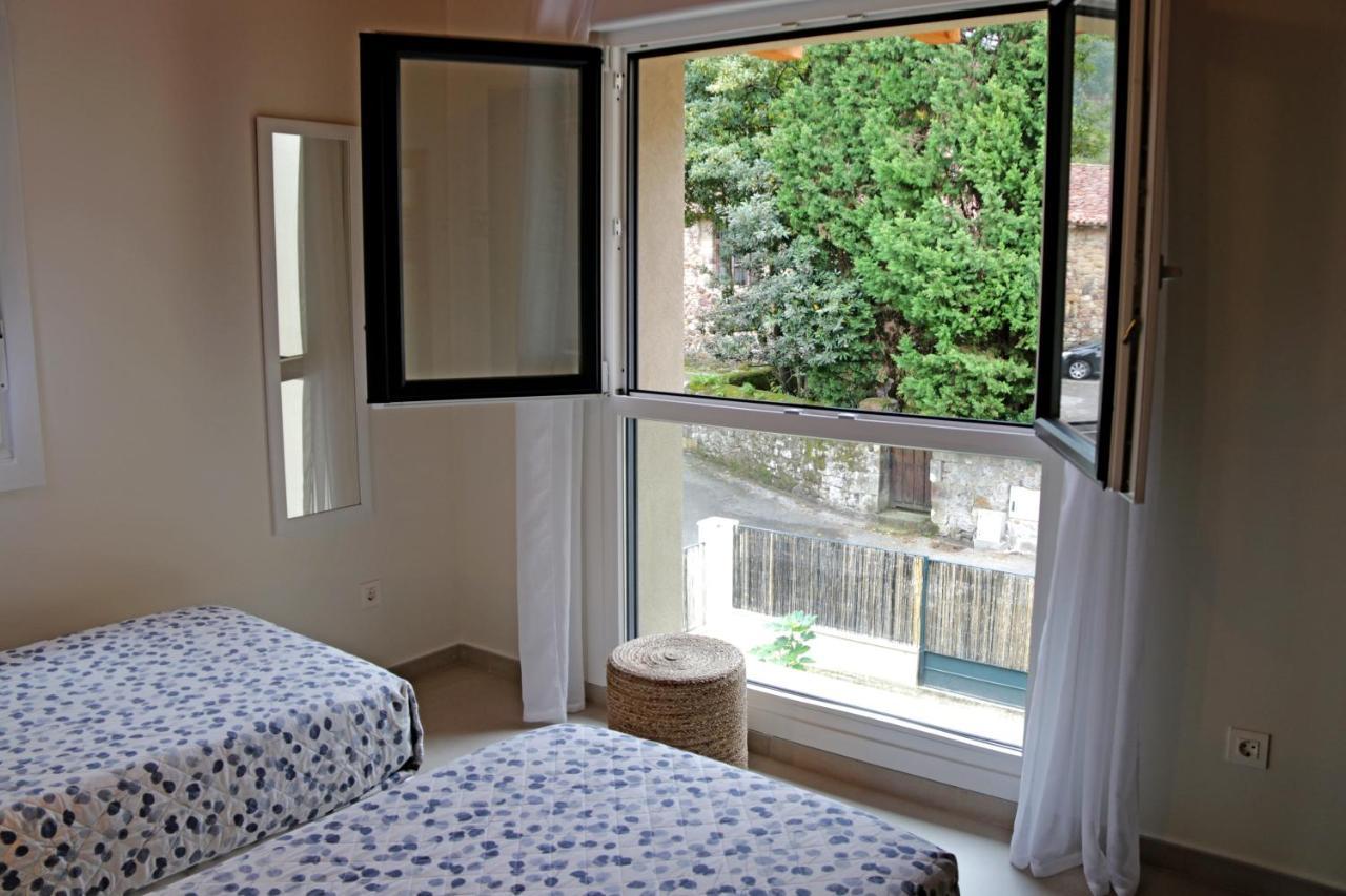 Casa Anida En Hualle Valdaliga Ngoại thất bức ảnh
