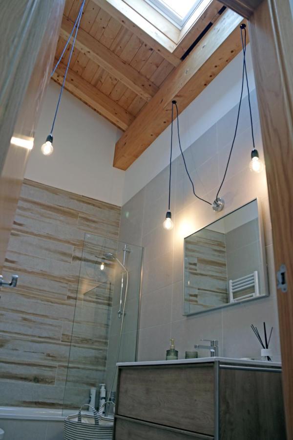 Casa Anida En Hualle Valdaliga Ngoại thất bức ảnh